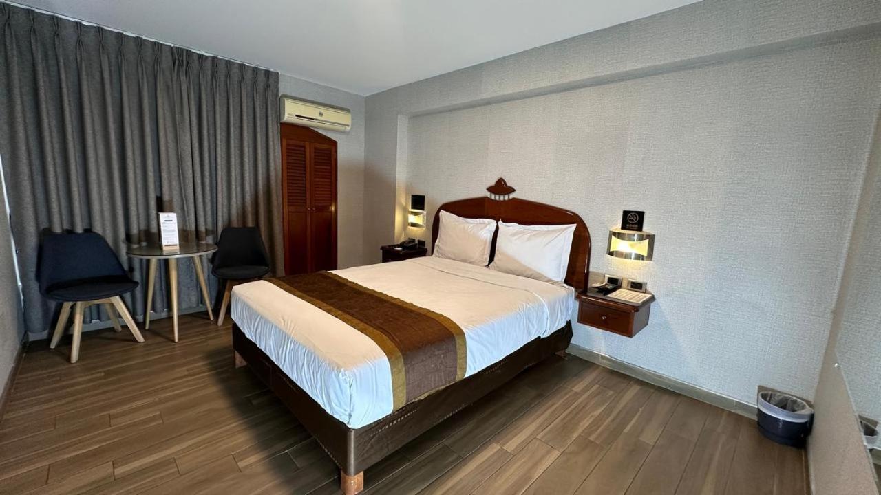 Serenzza Hotel Lima Extérieur photo